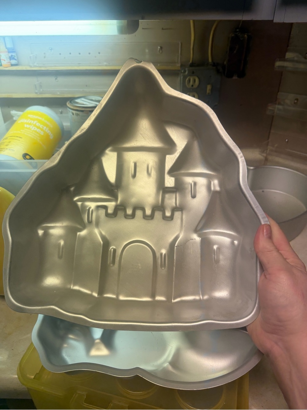Castle-Shaped Cake Pan - Silver